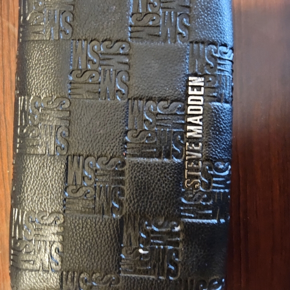 Steve Madden Small Purse - Picture 3 of 4